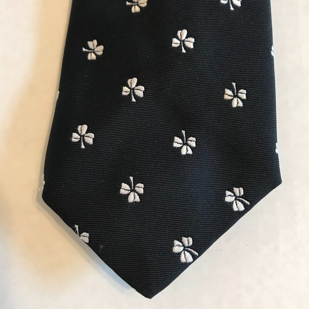 Hortex Black Men's Tie with White Stitched Shamrocks